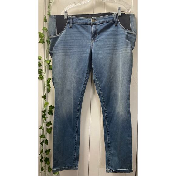 Women’s Ingrid Isabel Stretchy Maternity Jeans size 16 - Picture 1 of 8